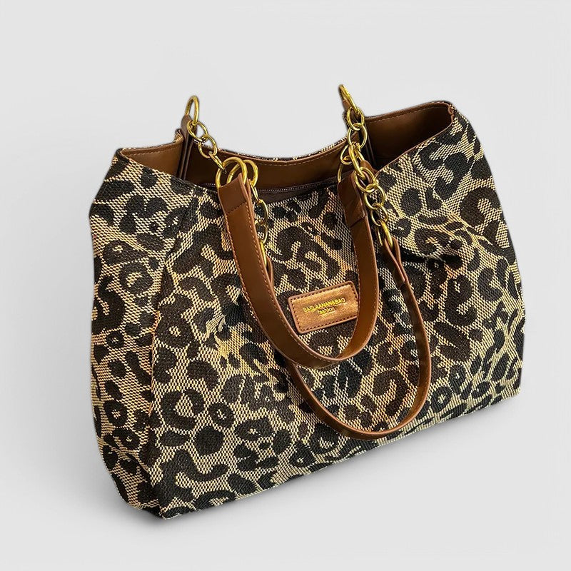 Leopard Canvas Tote “Claire” – Fashion & Functional