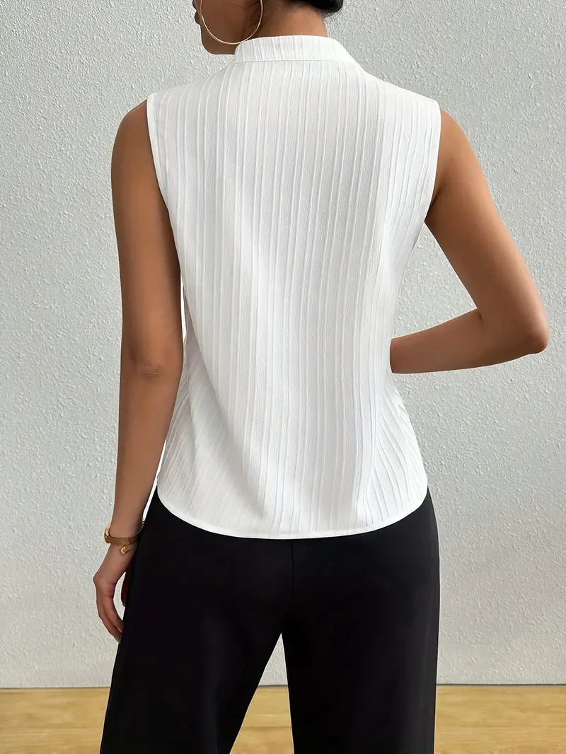 Gestreepte Mouwloze Top met V-Halskraag – Elegant & Minimalistisch